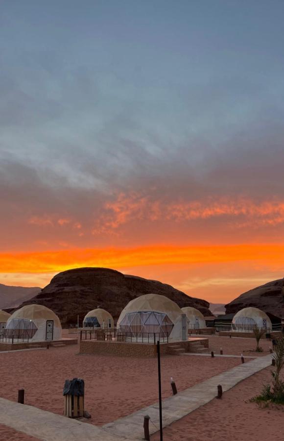 Wadi Rum Quiet Camp 外观 照片